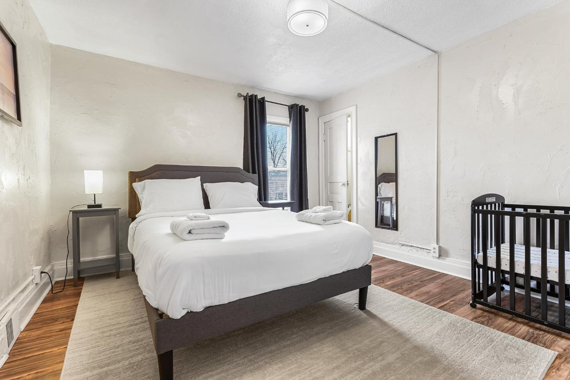 Contemporary Urban Home Niagara Falls Extérieur photo